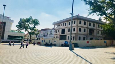 O bina tarihin önüne Bursa’ya inat dikildi