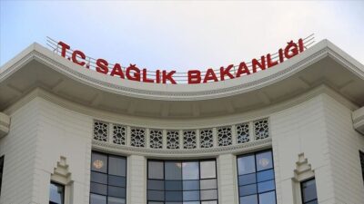 Koronavirüs tablosu açıklandı! Bakan Koca ‘Ağır hasta sayımızda 15 artış var’ dedi ve uyardı