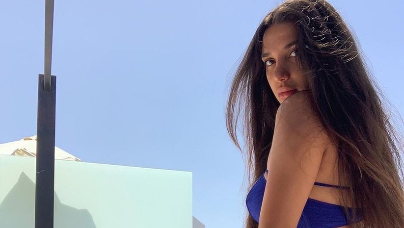 Rafet El Roman’ın kızı Su’dan bikinili pozlar