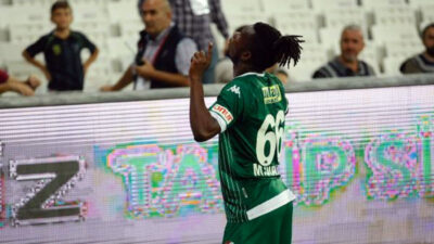 Bursaspor’da bir ayrılık daha