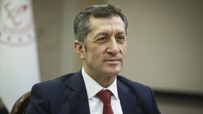 Tabletler dağıtılıyor! Milli Eğitim Bakanı Ziya Selçuk’tan flaş açıklamalar