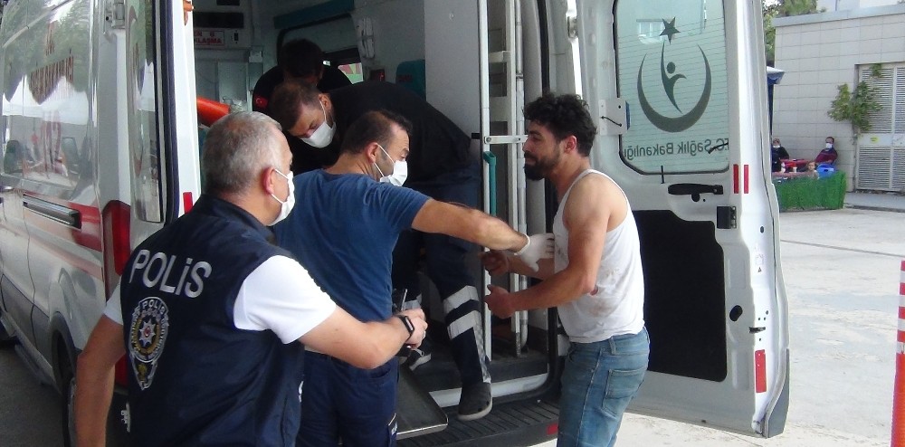 Bursa’da babalarını ziyarete giden çocuklar ölümden döndüler