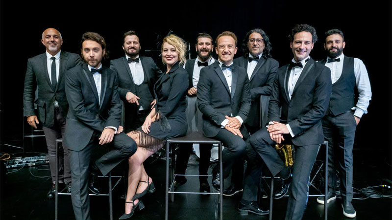 Bursa tiyatroya doyacak