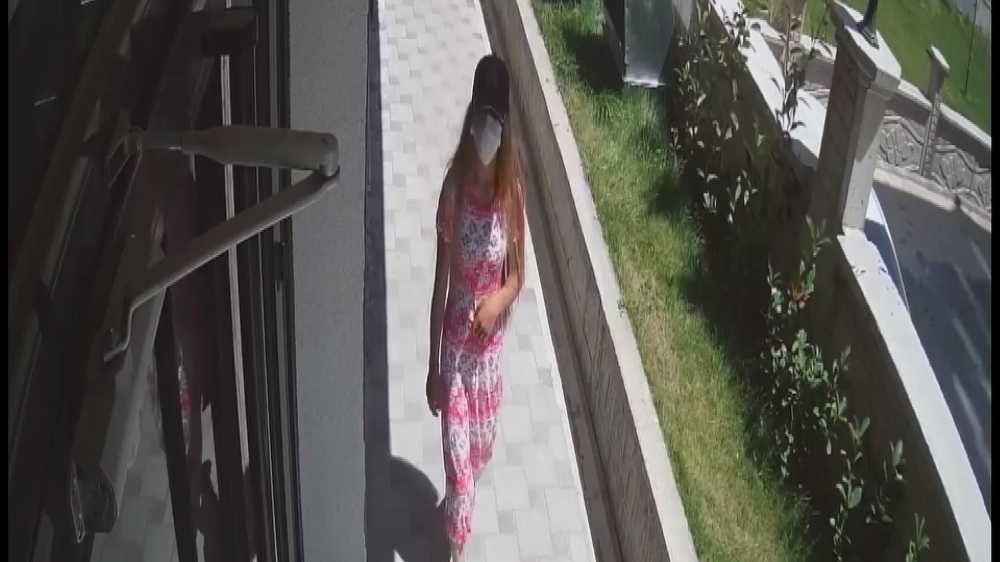 Bursa’da maskeli hırsızlık kamerada