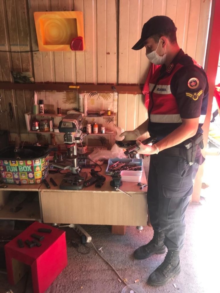 Bursa’da silah imalathanesine baskın