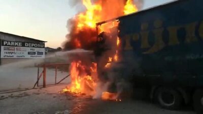 Bursa’da park halindeki TIR yandı