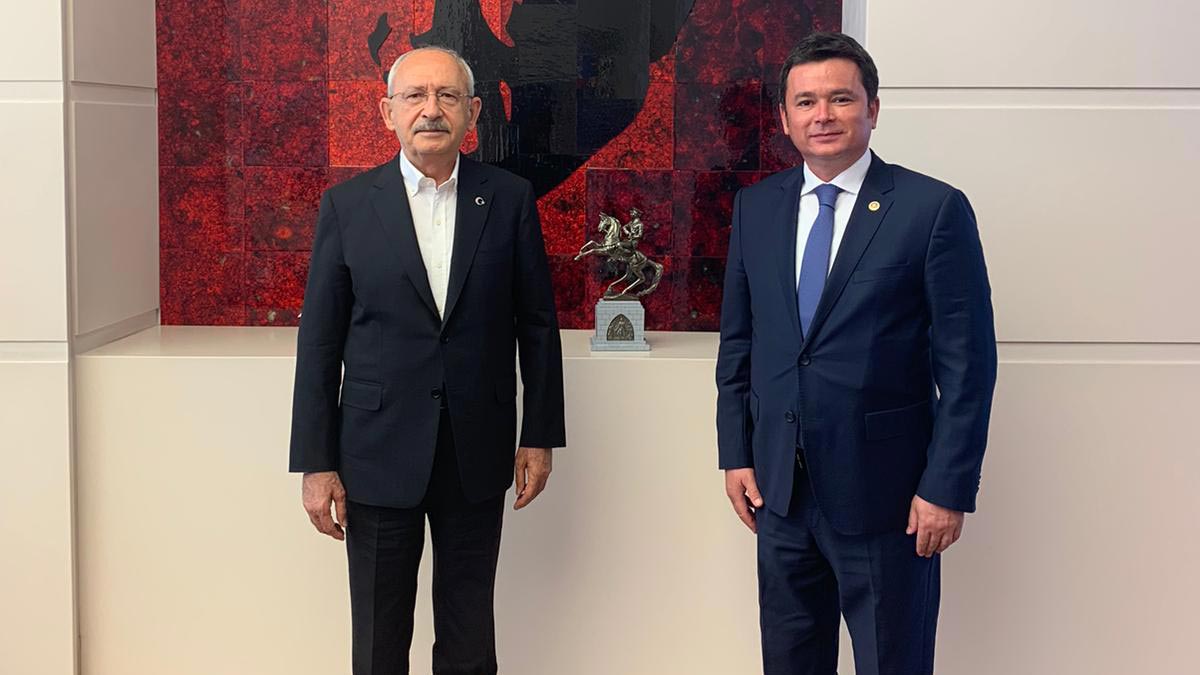 Kılıçdaroğlu’nun Aydın’dan isteği: Her an seçim olacakmış gibi çalışın Kılıçdaroğlu’nun Aydın’dan isteği: Her an seçim olacakmış gibi çalışın