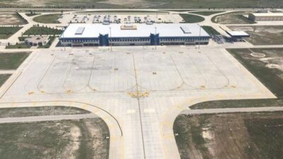 Corona virüs hastası uçağa bindi, 12 kişi karantinaya alındı