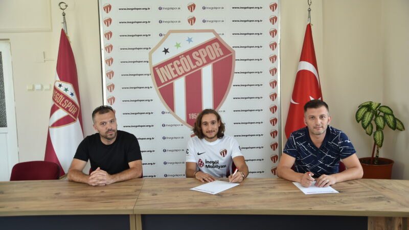 İnegölspor’da çifte imza… TFF 2.Lig'deki Bursa ekibi, geçtiğimiz sezon kadroda yer alan Hacı
