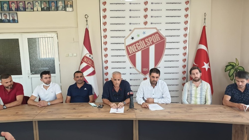 İnegölspor Osman Özdemir’le anlaştı