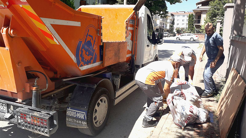 İnegöl’de bayram süresince 290 ton kurban atığı toplandı