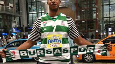 Bursaspor’un son bombası! Formayı giydi…