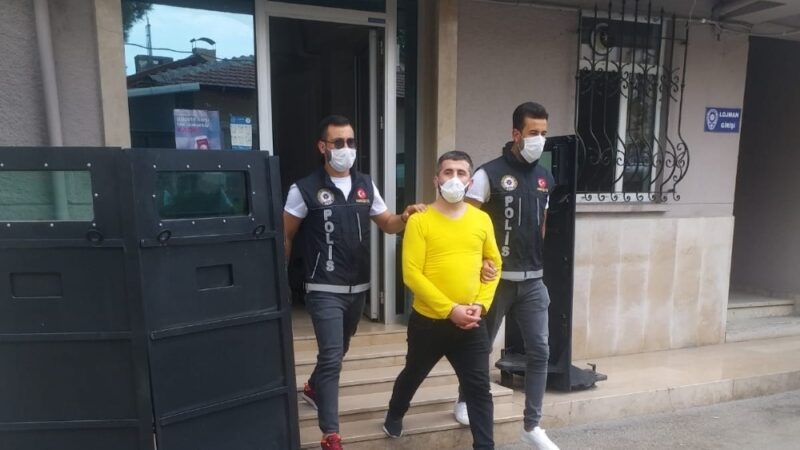 Mustafakemalpaşa’da uyuşturucuya geçit yok Bursa’da bir süredir takibe alınan iş yerinden 105 ecstasy hap