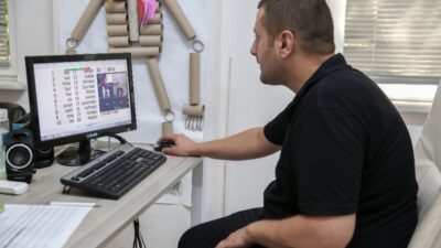 Nilüferli kadınlar İngilizce öğreniyor