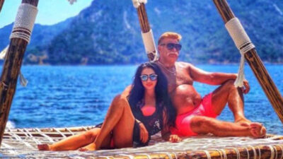 Nuri Alço ve eşi balayında