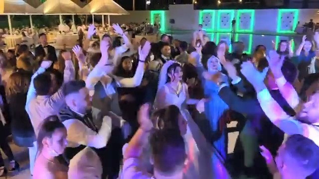 Korona sanki düğünlere uğramıyor! Görüntüler Bursa’dan