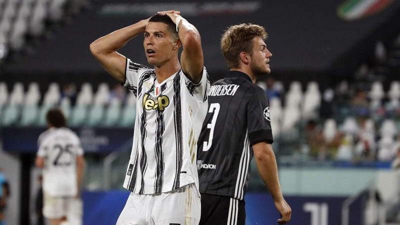 Şampiyonlar Ligi'nde Lyon'a elenen Juventus'ta Cristiano Ronaldo'nun takımdan ayrılmak istediği