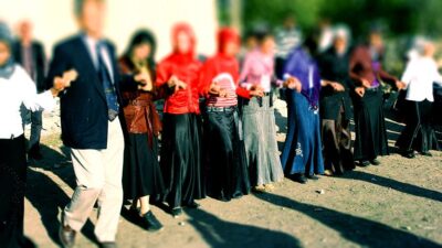 Bursa’da düğünlere katılan 42 kişide koronavirüs çıktı