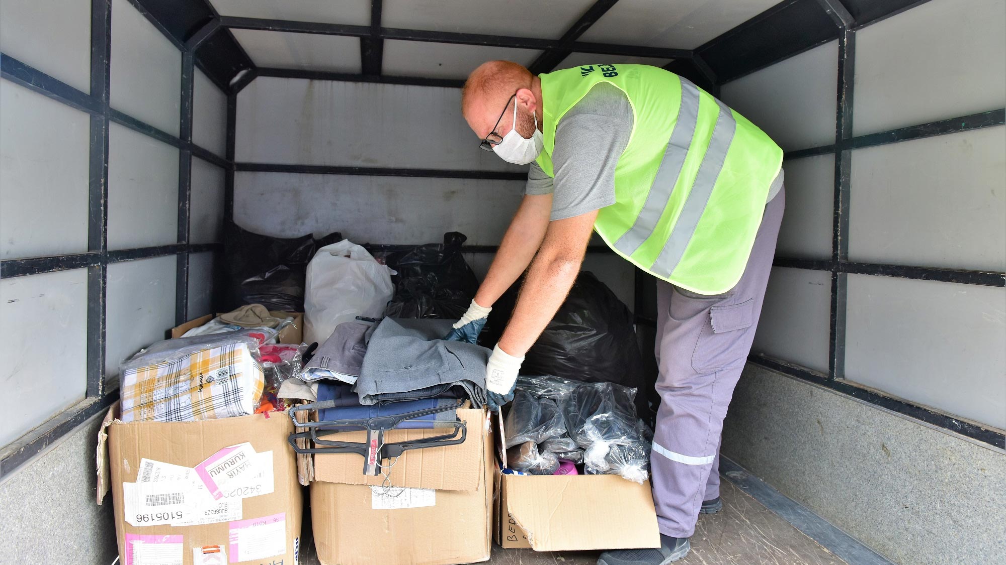 Yıldırım Belediyesi ekmeğini topraktan kazanıyor