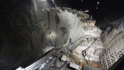 Türkiye’nin en yüksek barajında son 50 metre