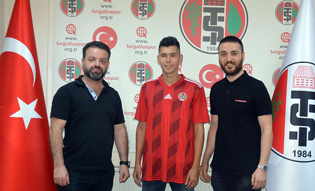 Turgutluspor transferde Fenerbahçe’den Emre’yi kiraladı Turgutluspor transferde Fenerbahçe’den Emre’yi kiraladı