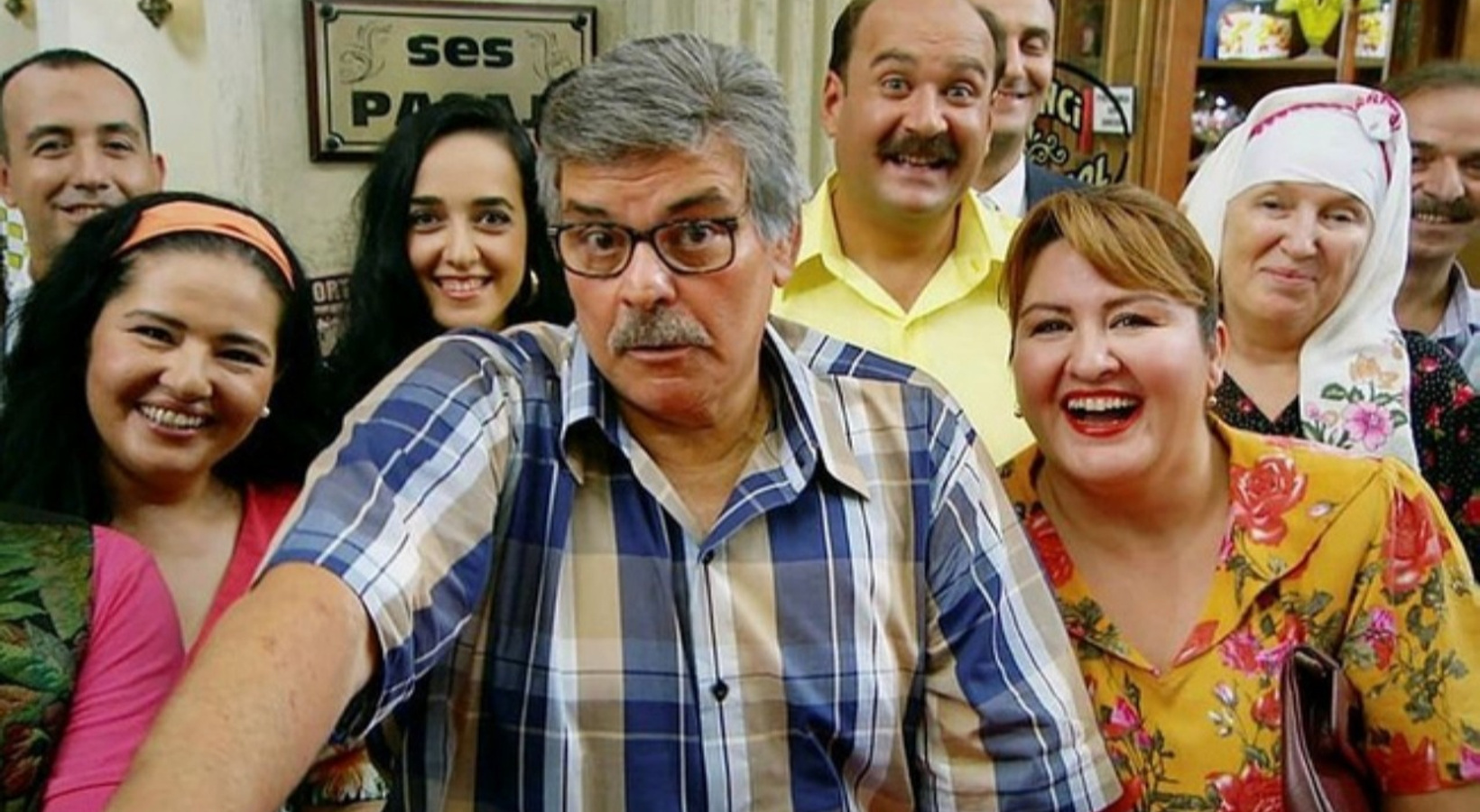 Seksenler dizisinde flaş ayrılık! Hangi usta oyuncu veda ediyor? Seksenler dizisinde flaş ayrılık! Hangi usta oyuncu veda ediyor?