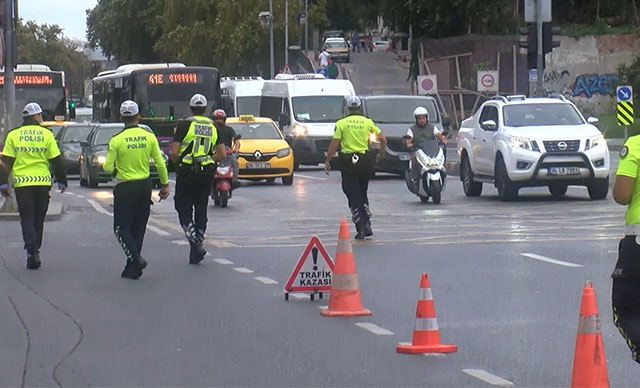 Okullar açıldı, servislerde denetimler başladı