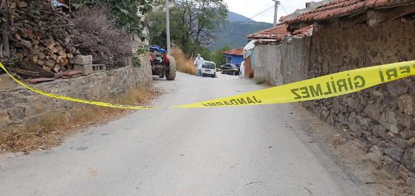 Bursa’da korkunç olay! Anne babasını odaya kilitleyen kardeşini…