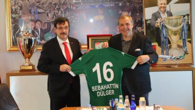 Kamat’ın özel konukları