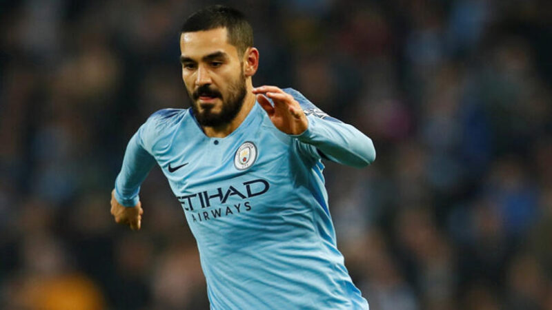 Manchester City, İlkay Gündoğan'ın koronavirüsü testinin pozitif çıktığını açıkladı.