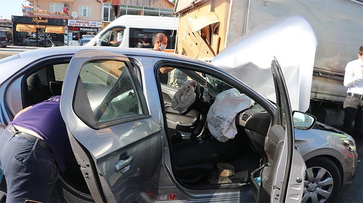 Zincirleme kaza! 11 araç birbirine girdi