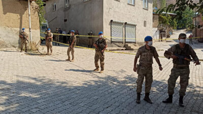 2 grup arasında silahlı kavga çıktı: 2’si ağır 14 yaralı