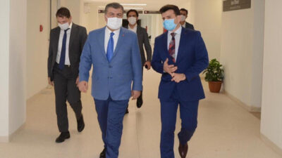 Bakan Koca son durumu bizzat inceledi: Tavizsiz uygulayalım