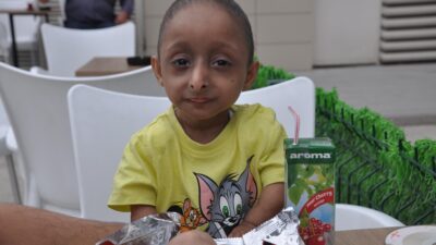 Bursa’nın ‘Parmak çocuğu’ son yolculuğa uğurlandı