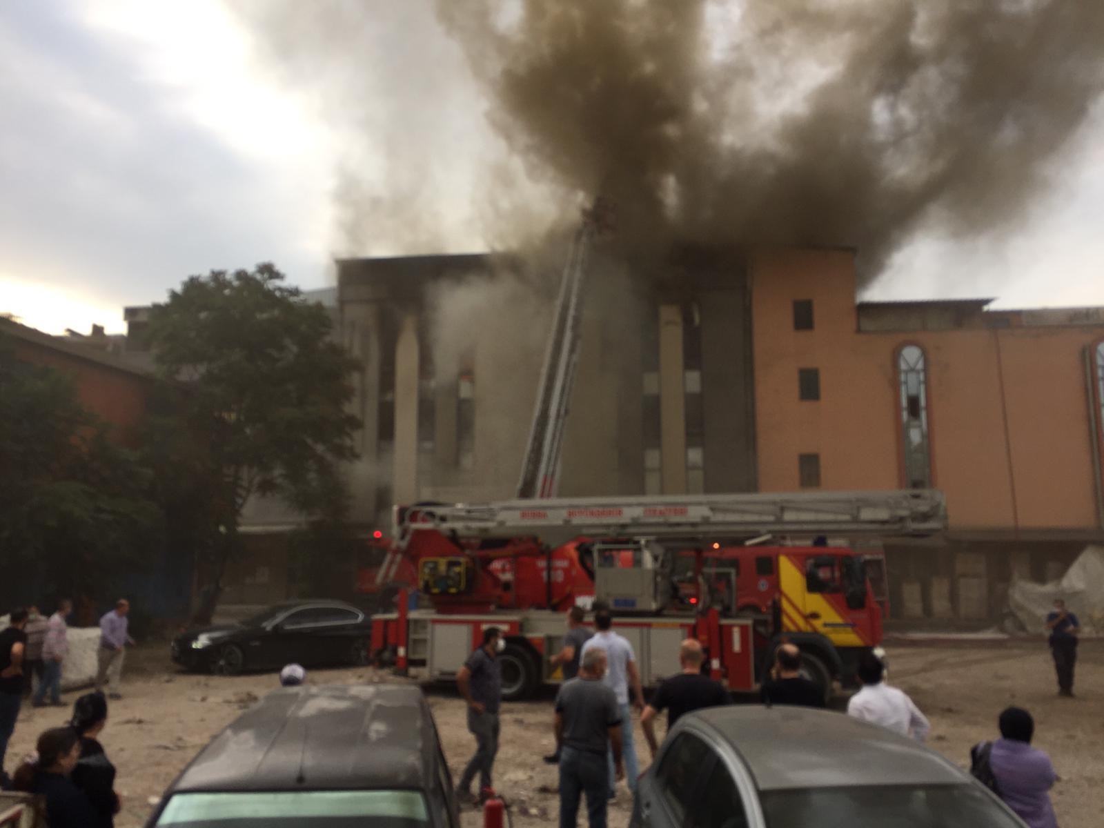 Bursa’da fabrikada yangın!