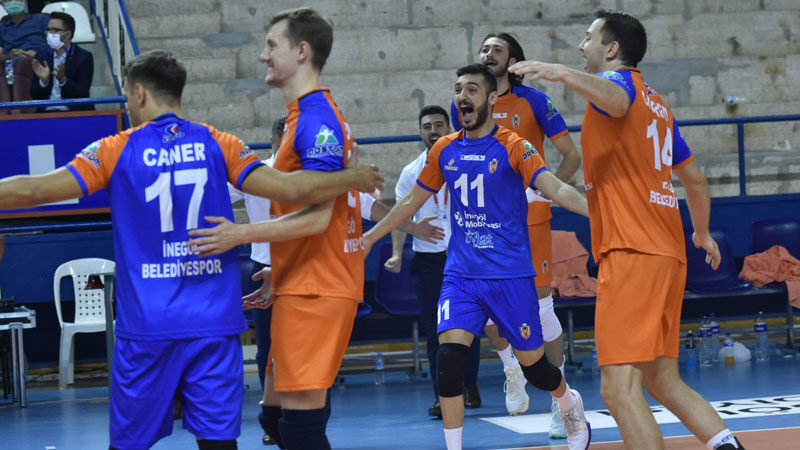 AXA Sigorta Efeler Liginde mücadele eden temsilcimiz İnegöl Belediyespor, ilk