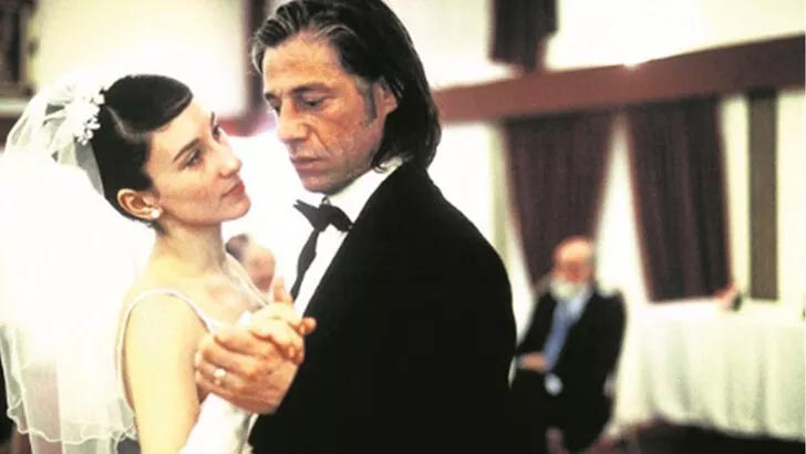 Ünlü oyuncu hayatını kaybetti!