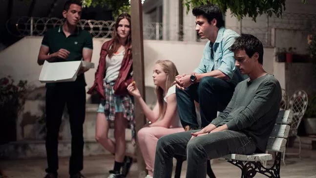 İddialı dizinin oyuncuları koronaya yakalandı!