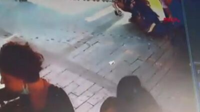 Skandal olay! Sokak ortasında eteğini sıyırıp…