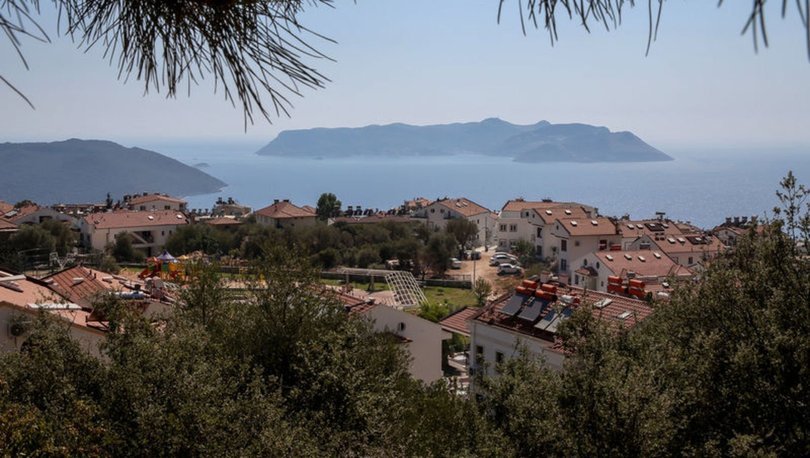 Hulusi Akar ve komuta kademesi Kaş’ta