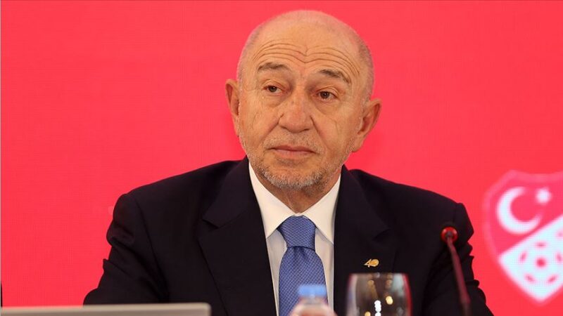 Türkiye Futbol Federasyonu Başkanı Nihat Özdemir, 2020-2021 sezonu önce bir