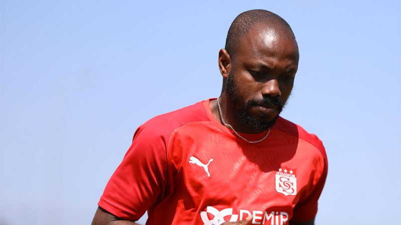 TFF 1. Lig ekiplerinden Giresunspor, son olarak Demir Grup Sivasspor