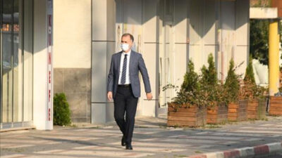 Başkan Taban belediyeye yürüyerek geldi