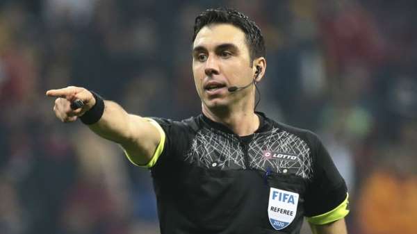 Bursalı hakeme UEFA’dan bir görev daha… Bursalı hakeme UEFA’dan bir görev daha…