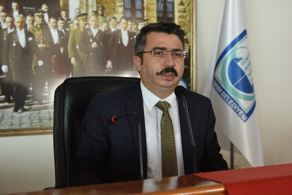 Başkan Yılmaz, 500 gününü değerlendirdi Başkan Yılmaz, 500 gününü değerlendirdi