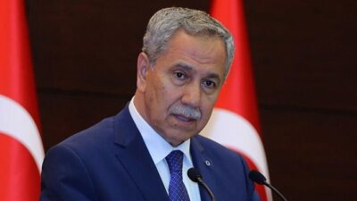 Bülent Arınç istifa etti… İletişim Başkanlığı’ndan açıklama geldi…