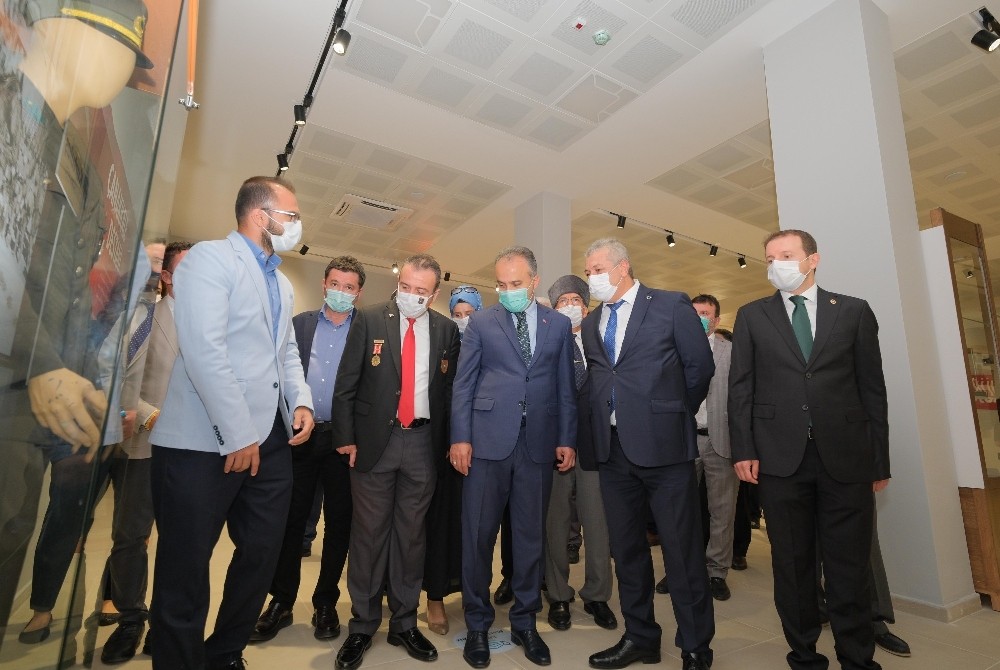 Bursa’da Şehitler Anıtı’na özel sergi salonu