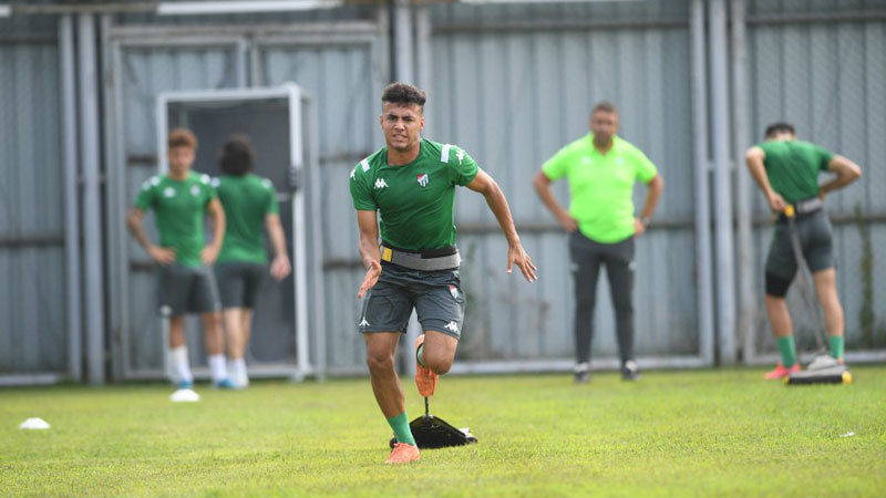 Timsah yeni sezon hazırlıklarını sürdürüyor