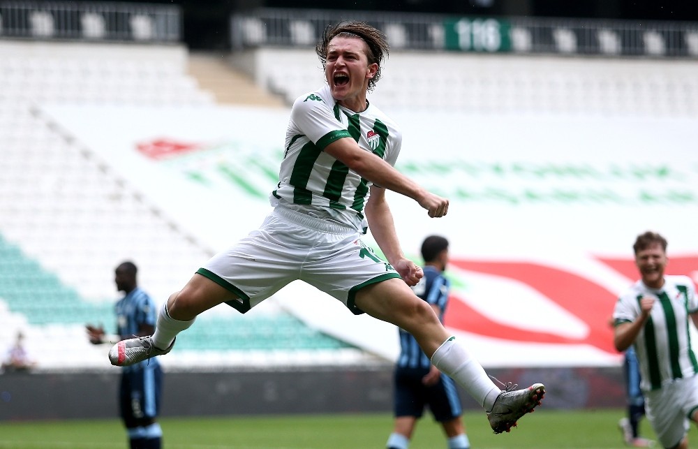 Bursaspor’dan iki isme Milli davet…