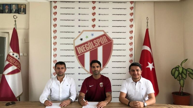 İnegölspor, 2.Lig ekiplerinden Sakaryaspor’dan orta saha oyuncusu Denis Taşkesen ile